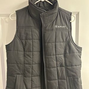 Ariat men’s vest